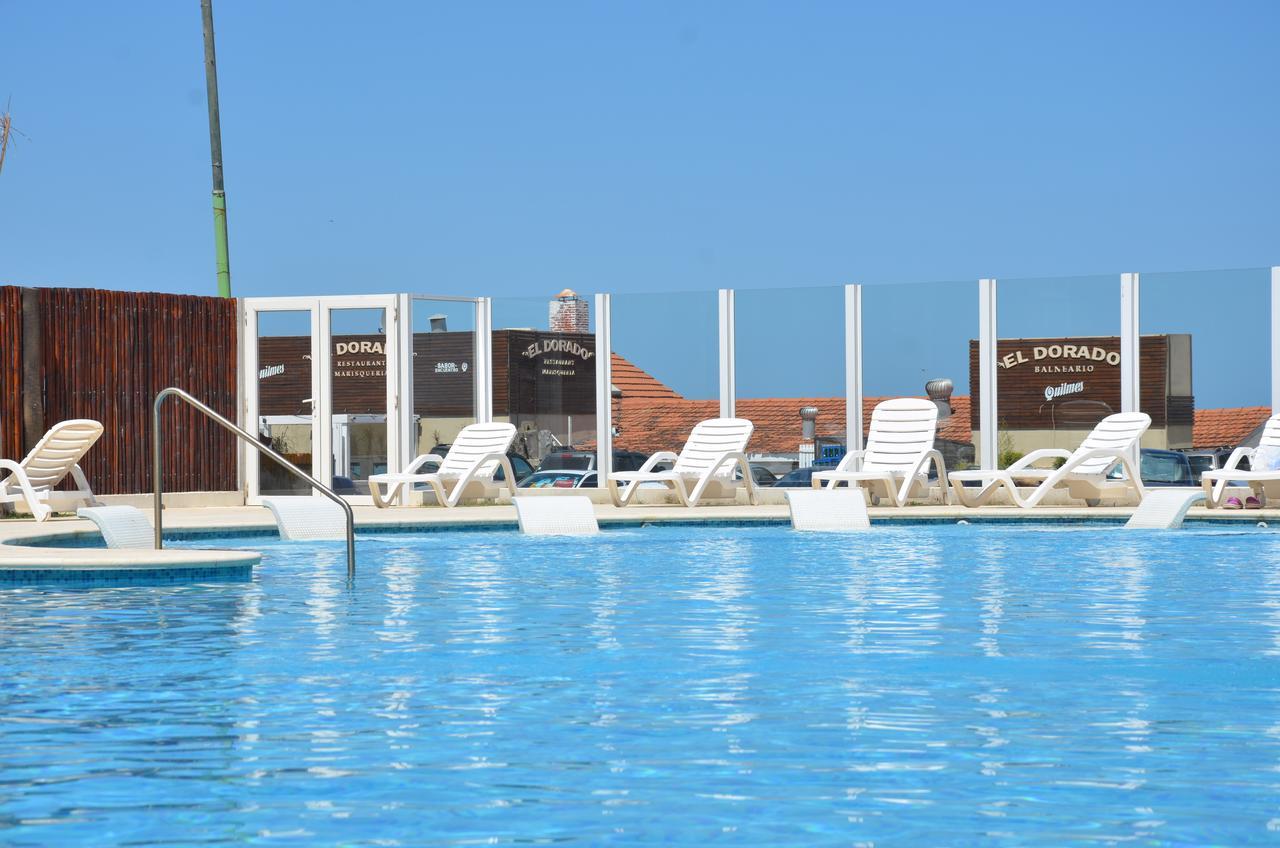 פינהמאר Hotel Reviens מראה חיצוני תמונה